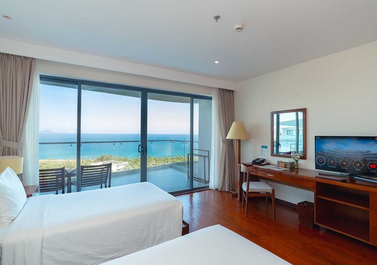 rooms-deluxe-ocean-with-bathtub-child-without-extra-bed