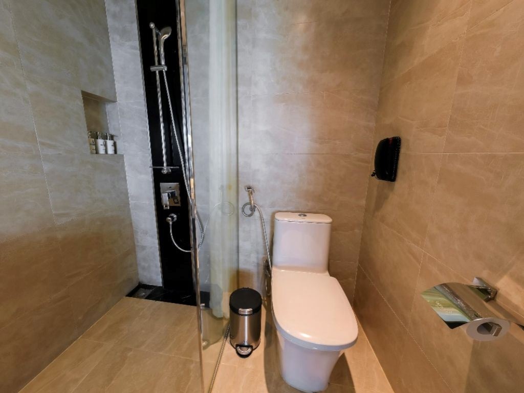 rooms-deluxe-partial-seaview-with-balcony-child-without-extra-bed