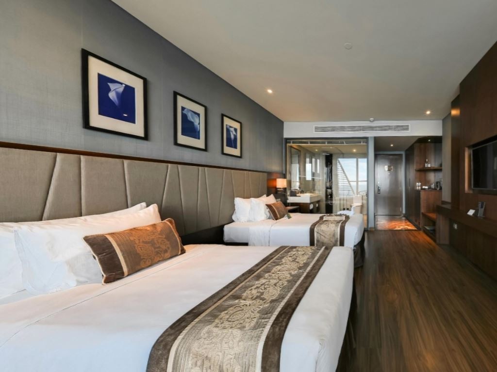 rooms-deluxe-ocean-view-with-balcony--child-without-extra-bed