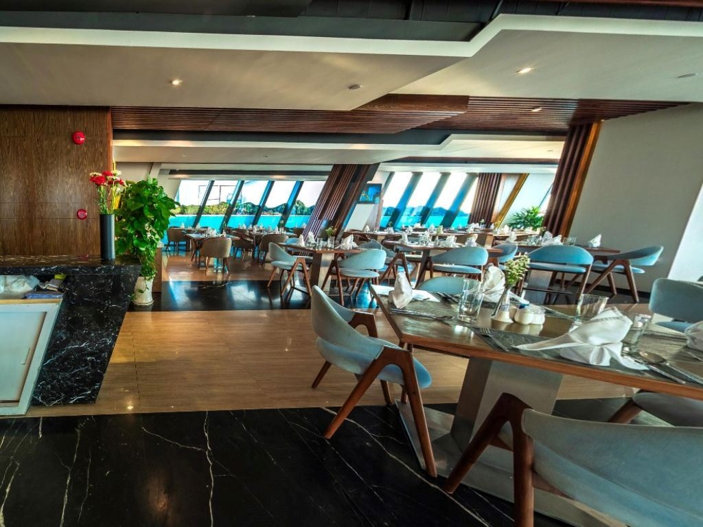 restaurants-restaurants