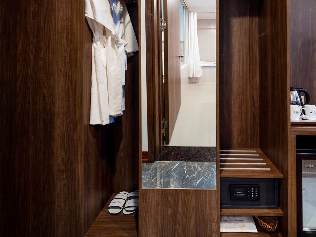 rooms-studio-plus-seaview-with-balcony