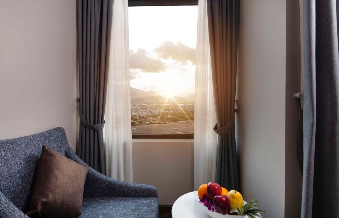 rooms-premier-deluxe-triple