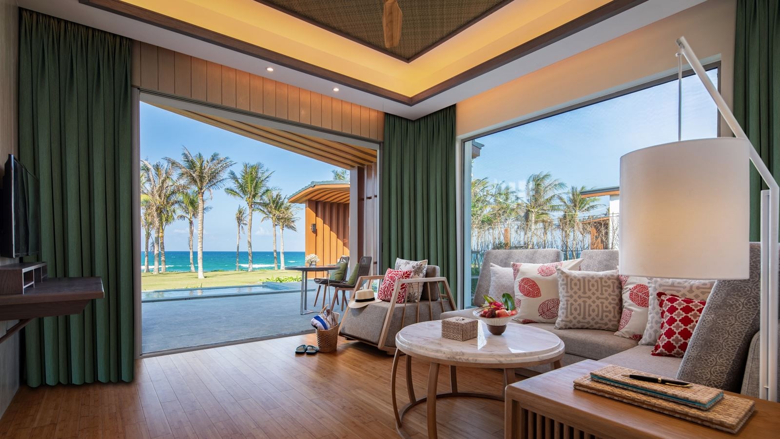 rooms-one-bedroom-pool-villa-ocean-view