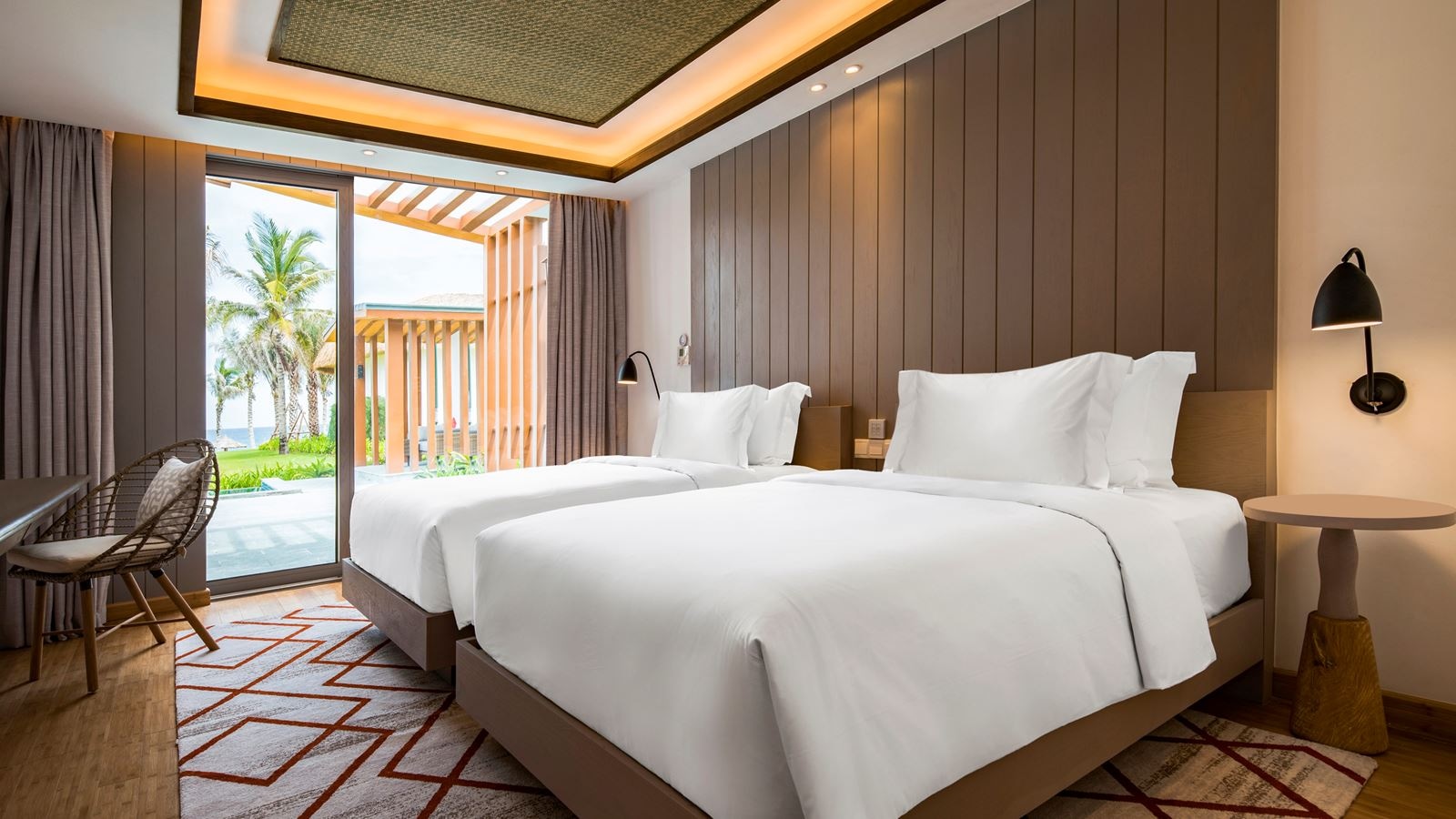 rooms-two-bedroom-pool-villa-beachfront
