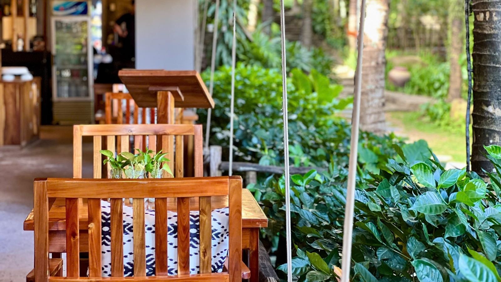 restaurants-m-resort-restaurant