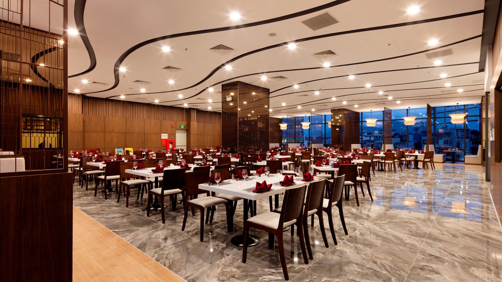 restaurants-oceania-restaurant