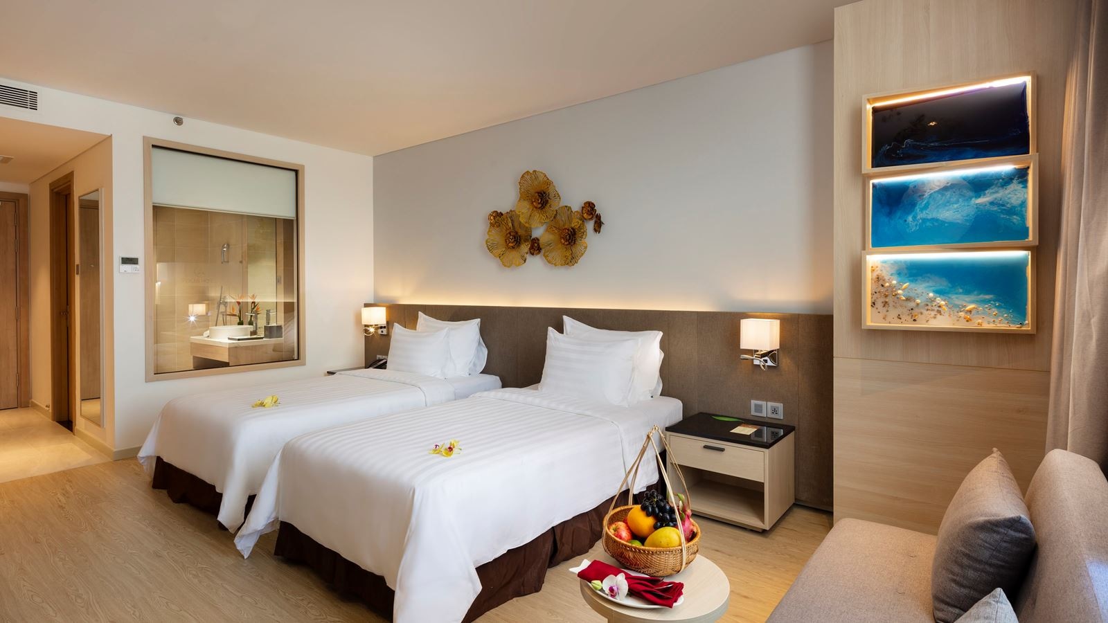 rooms-premier-partial-sea-view