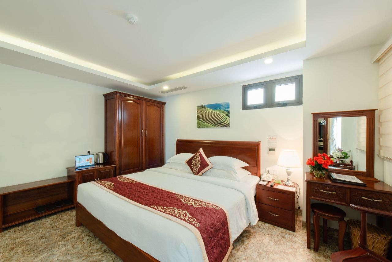 rooms-superior-balcony-city-view-child-with-extra-bed