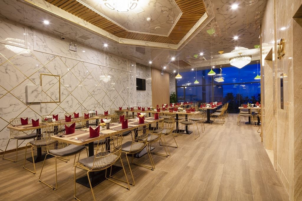 restaurants-lucky-sun-restaurant