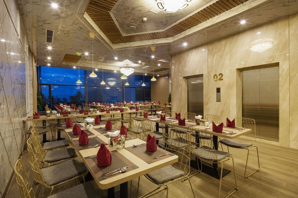 restaurants-lucky-sun-restaurant