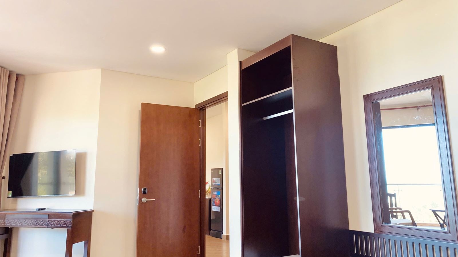 rooms-premium-family-grove-view