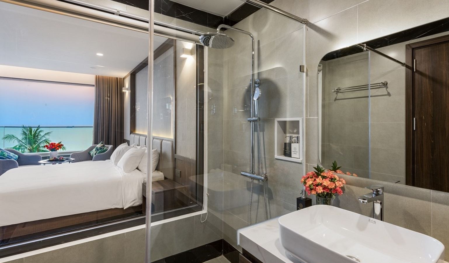 rooms-deluxe-ocean-panorama-child-without-extra-bed