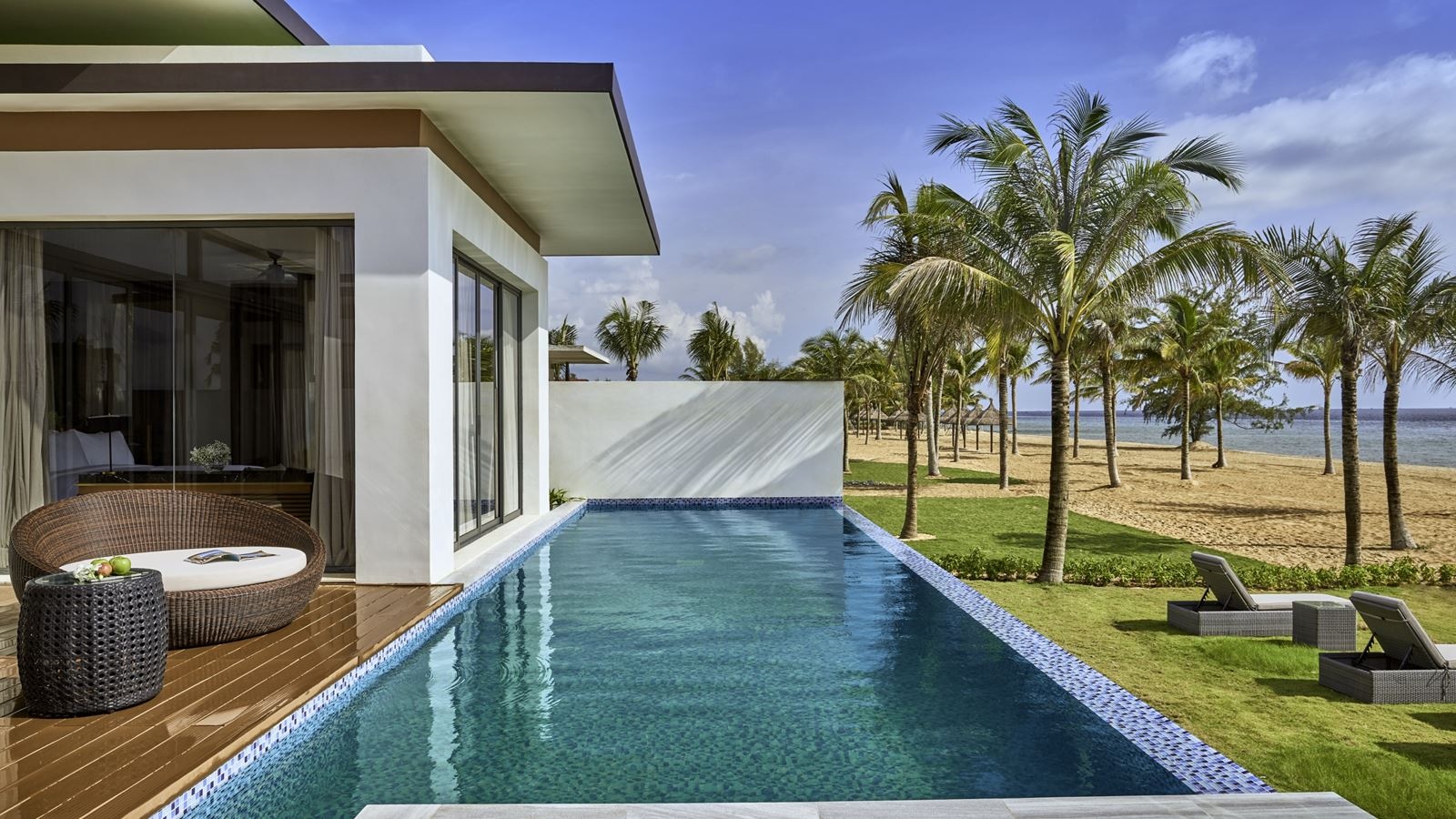 rooms-family-3-bedroom-villa-with-private-pool