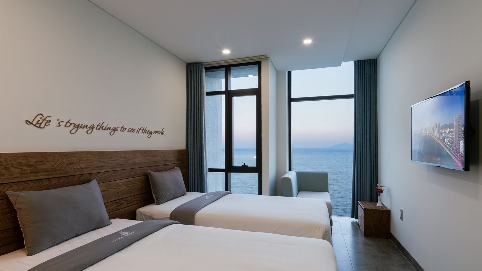 rooms-deluxe-sea-view