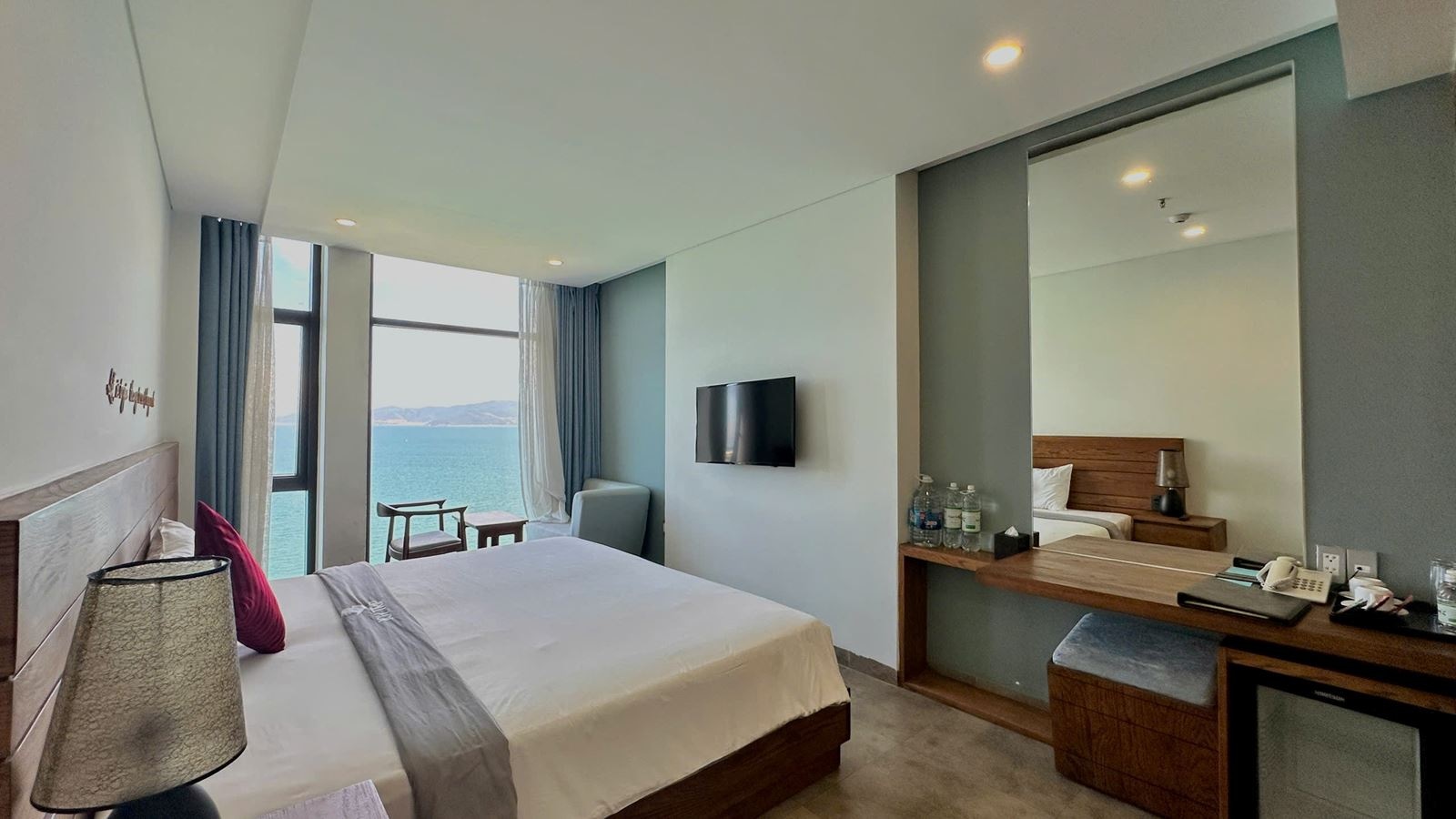 rooms-deluxe-sea-view