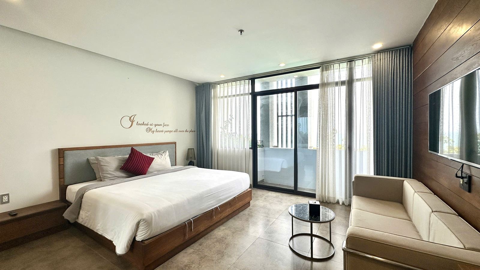 rooms-junior-suite-sea-view