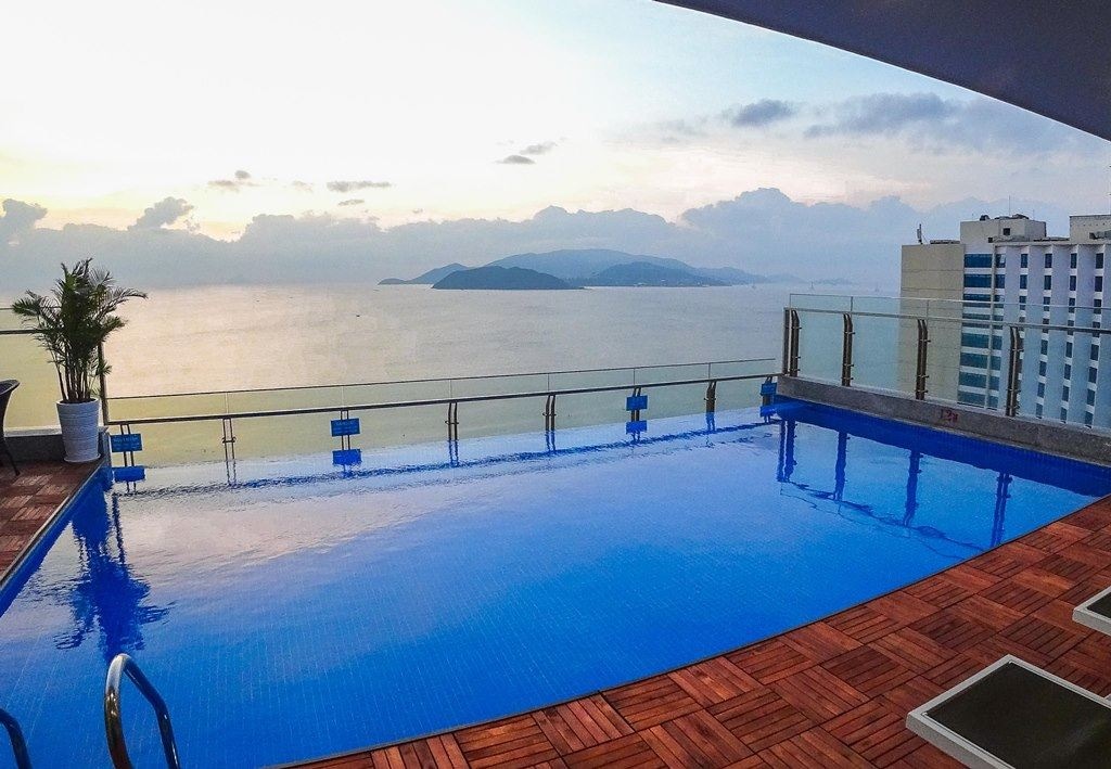 pools-indoor-pool