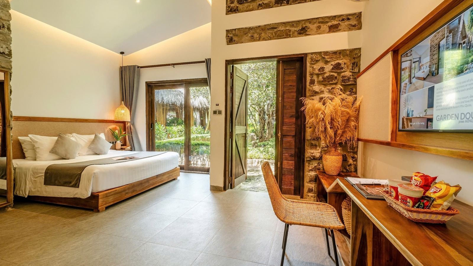 rooms-garden-room-doubletwin-child-without-extra-bed