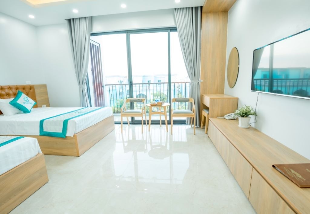 rooms-deluxe-doubletwin-with-balcony