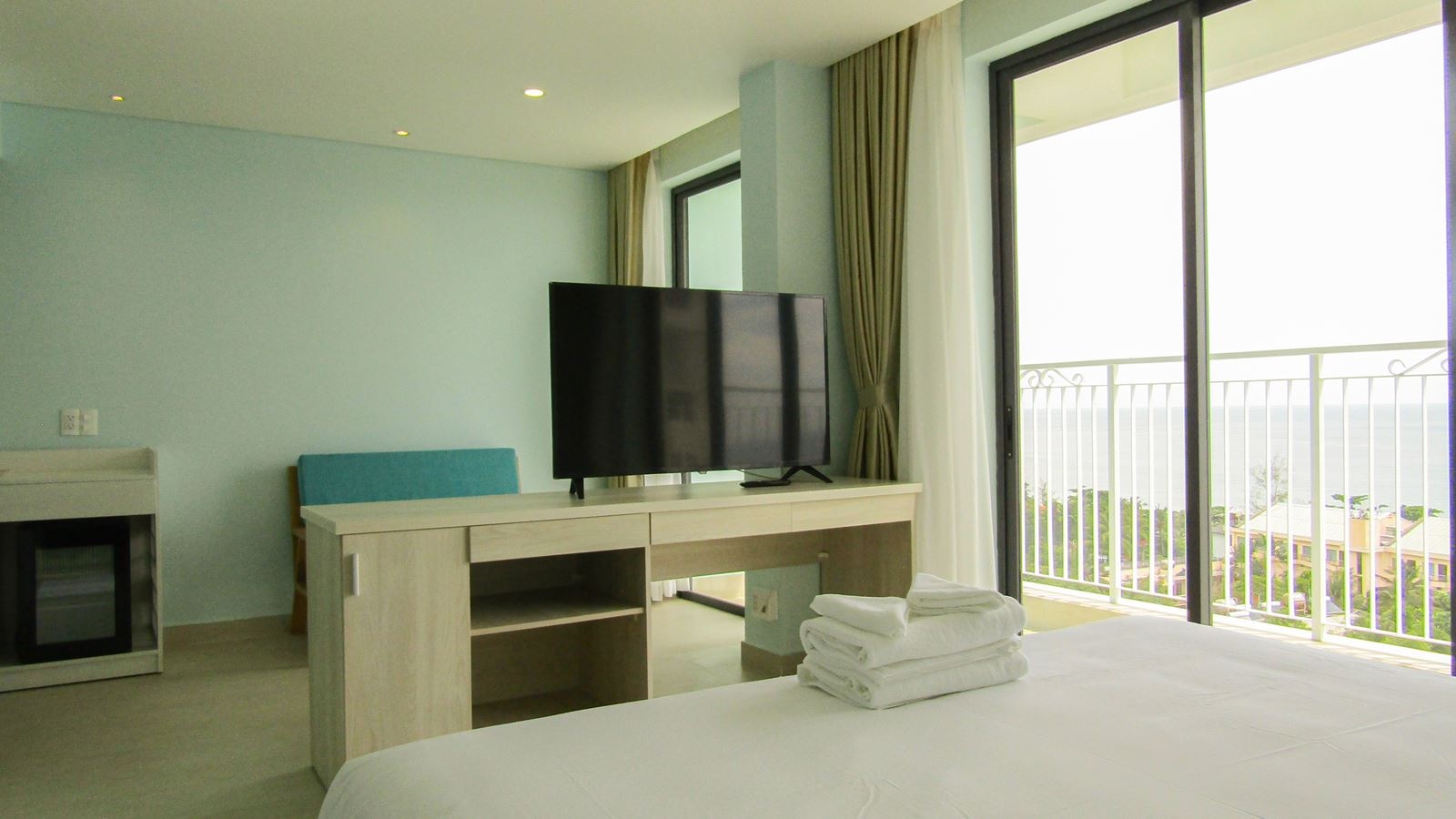rooms-suite-sea-view-with-balcony-child-without-extra-bed