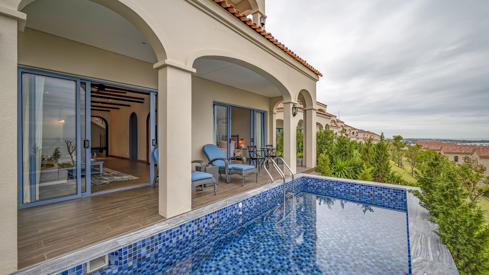 rooms-residence-villa-3-bedrooms-private-pool-no-extra-bed