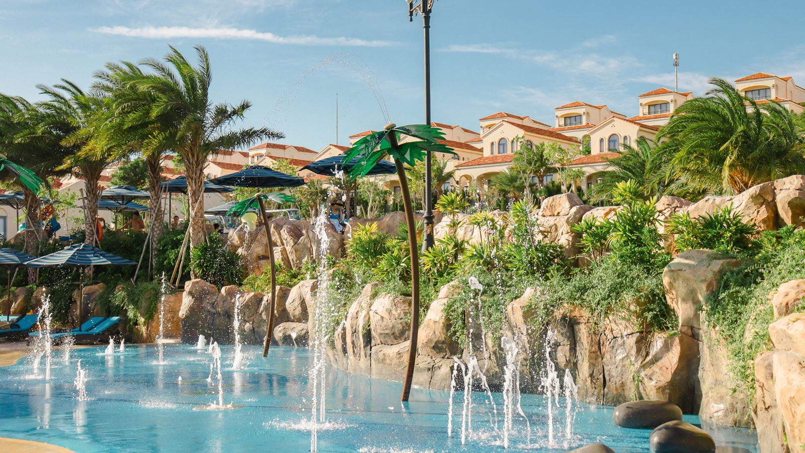 pools-outdoor-childrens-pool