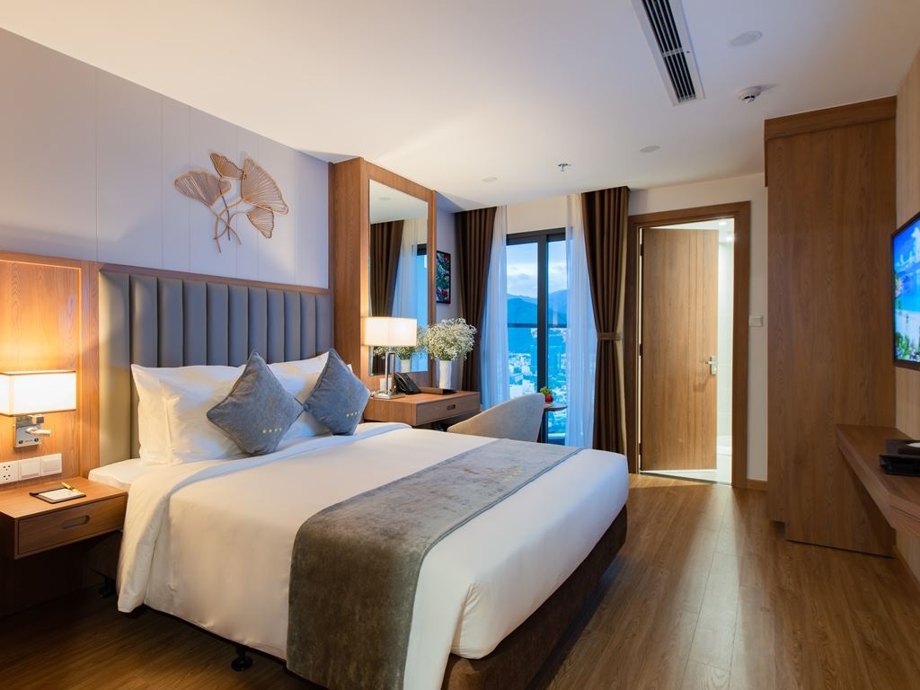 rooms-superior-city-view