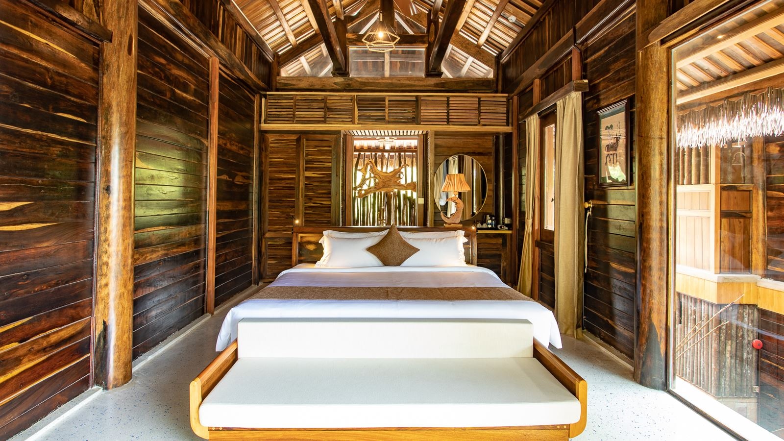 rooms-ocean-breeze-bungalow