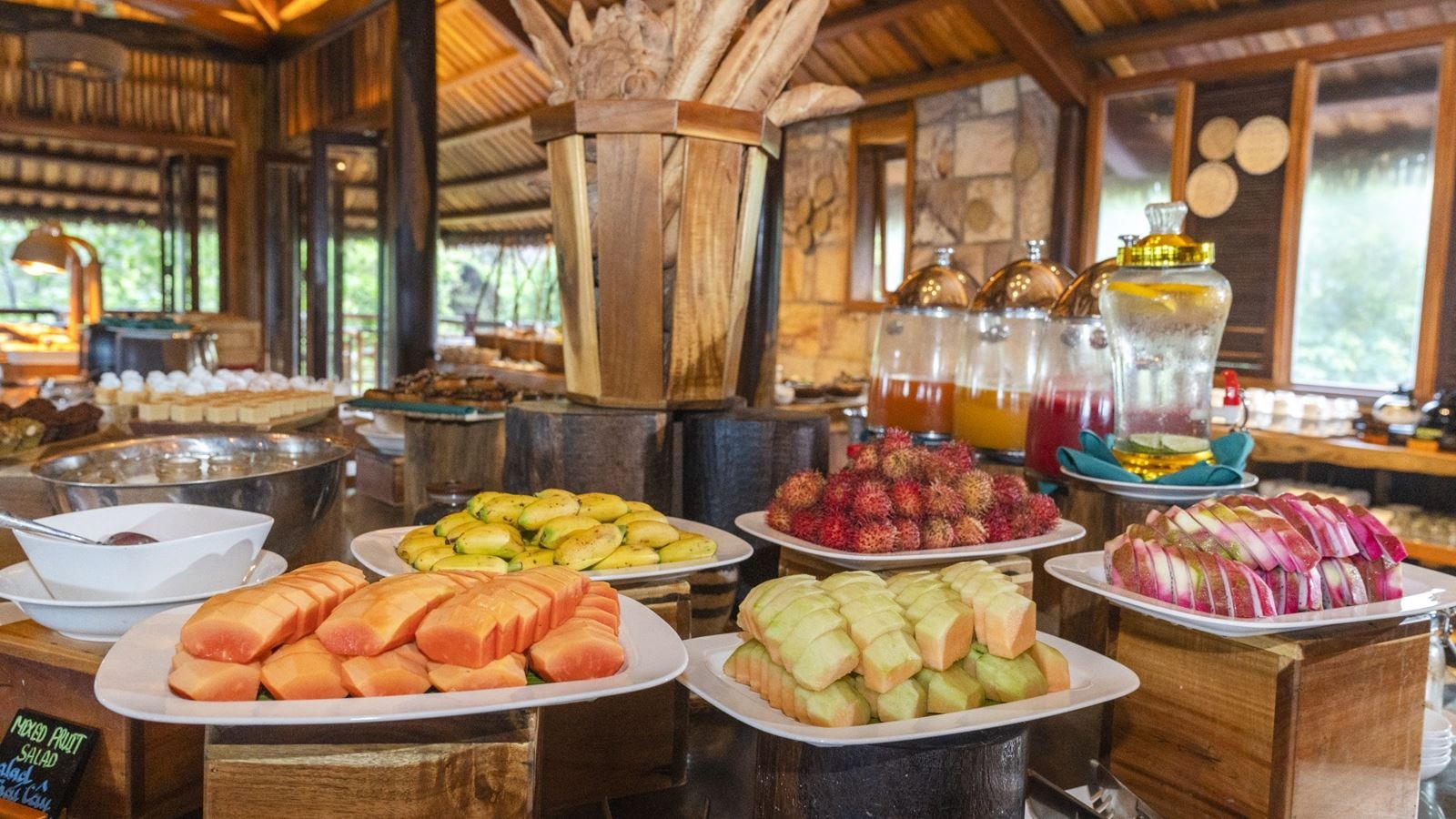 restaurants-restaurant