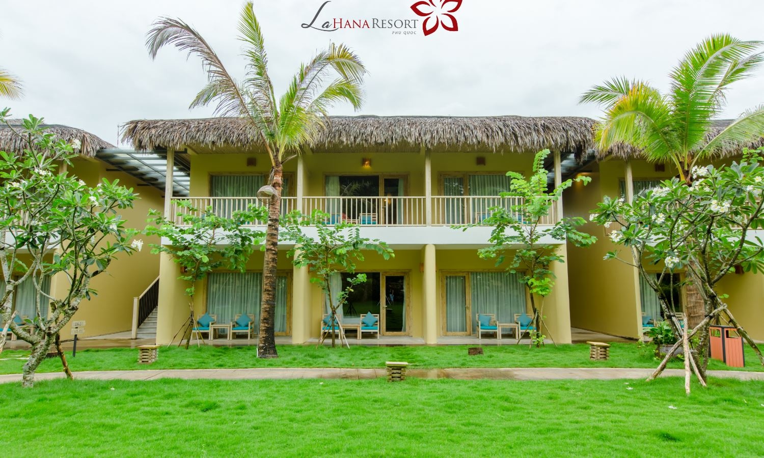 rooms-deluxe-twin-with-gardenview