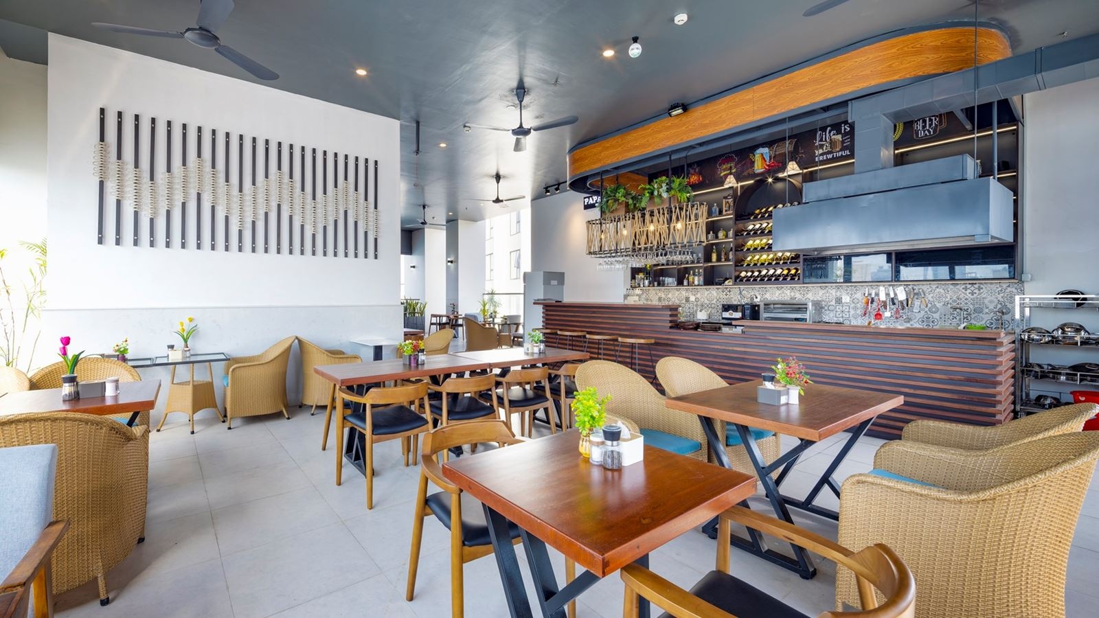 restaurants-papaya-20th-floor