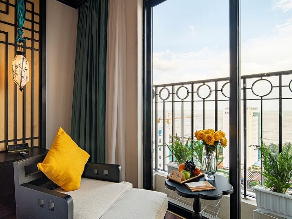 rooms-deluxe-ocean-view-room