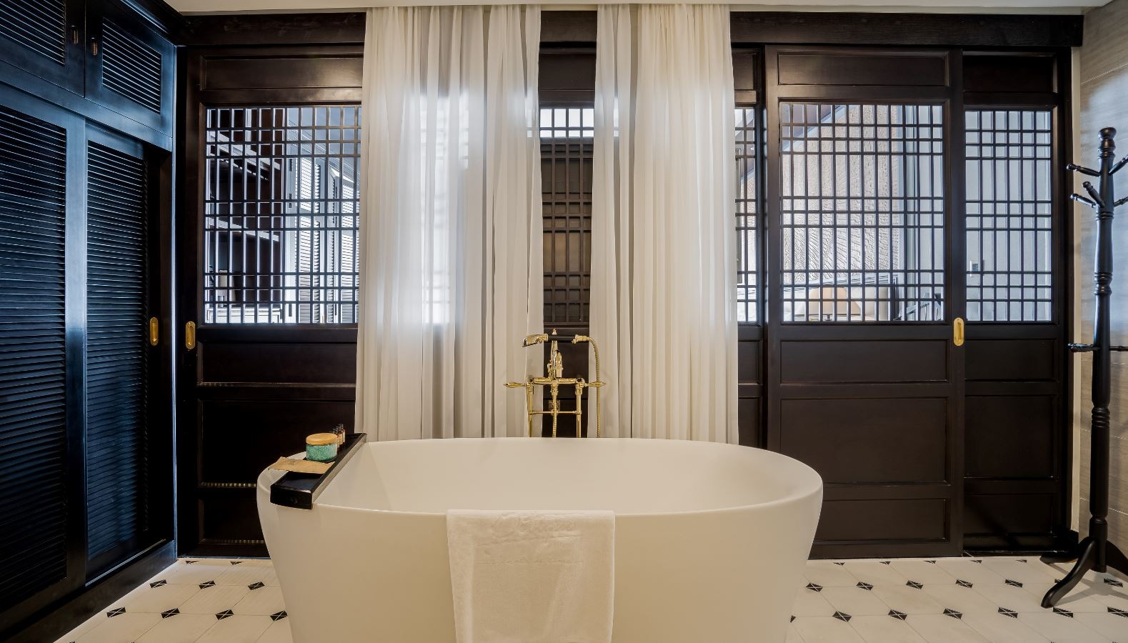 rooms-royal-suite-child-without-extra-bed