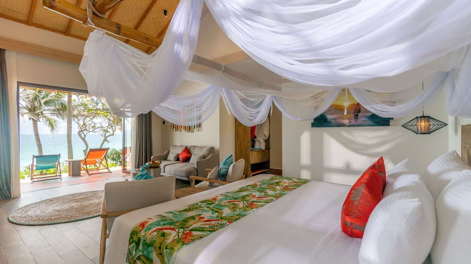 rooms-beachfront-bungalow