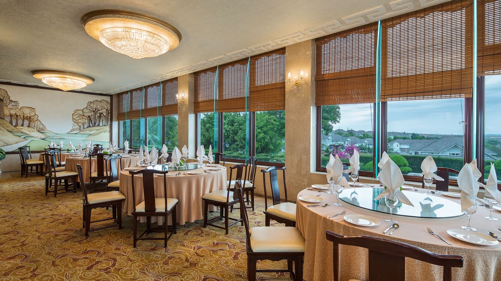 restaurants-restaurants