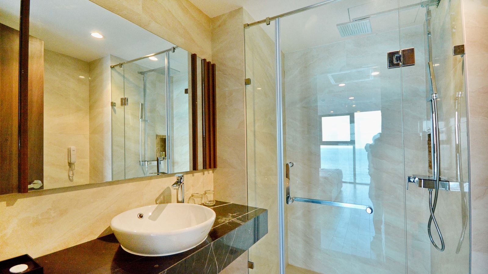 rooms-senior-seaview