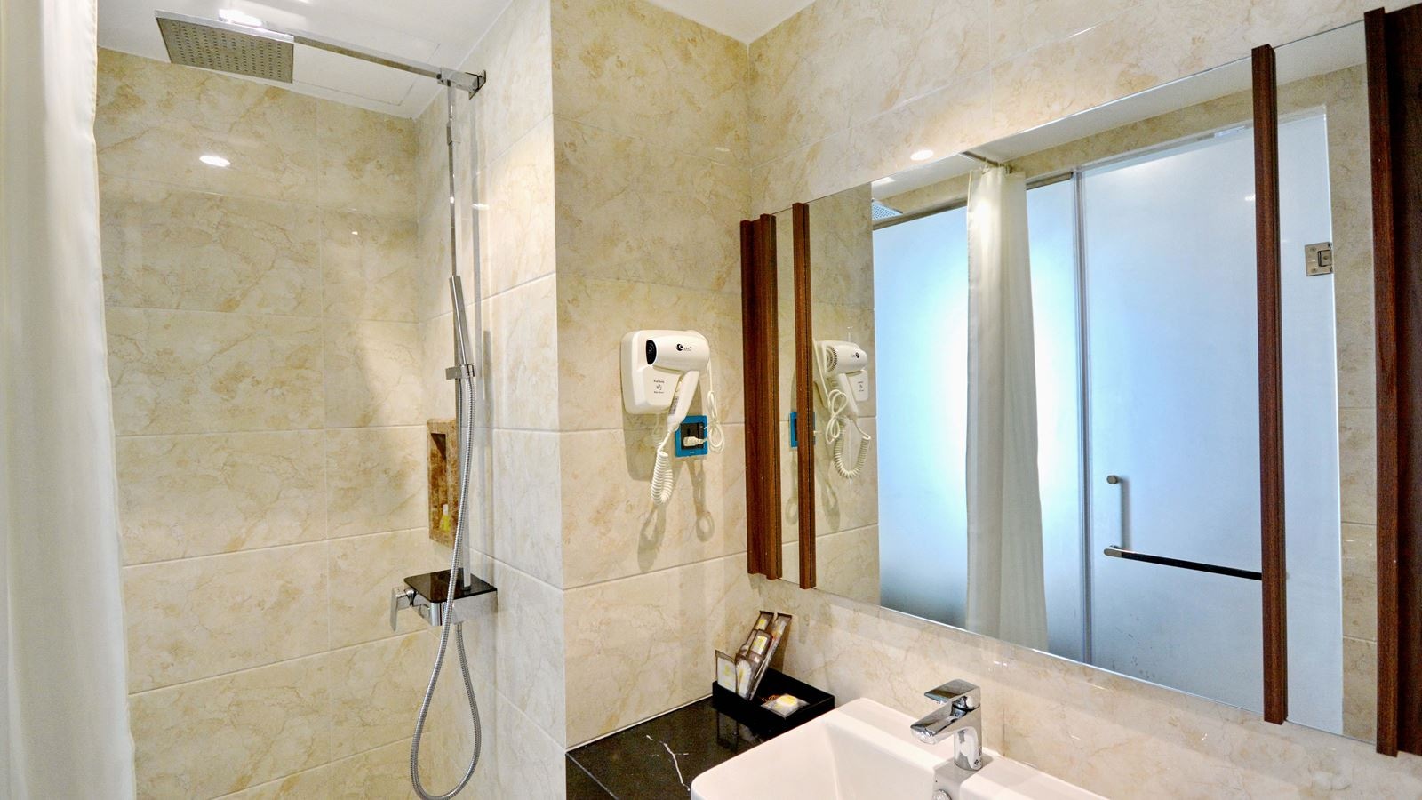 rooms-senior-seaview-child-without-extra-bed