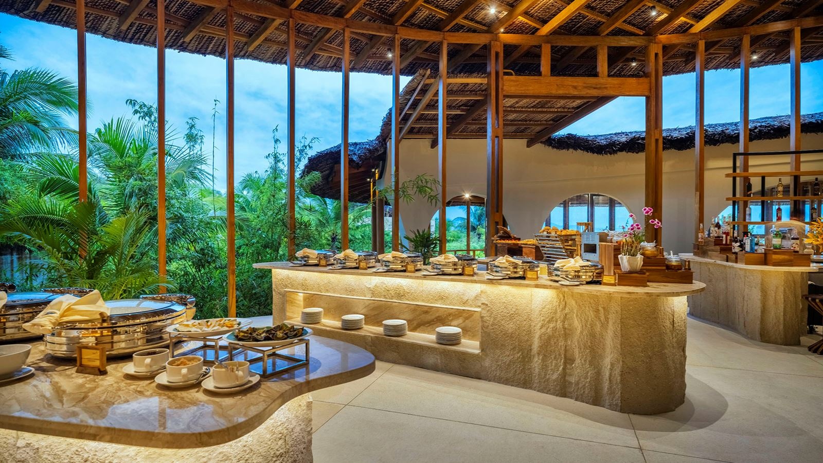 restaurants-ana-sand-house