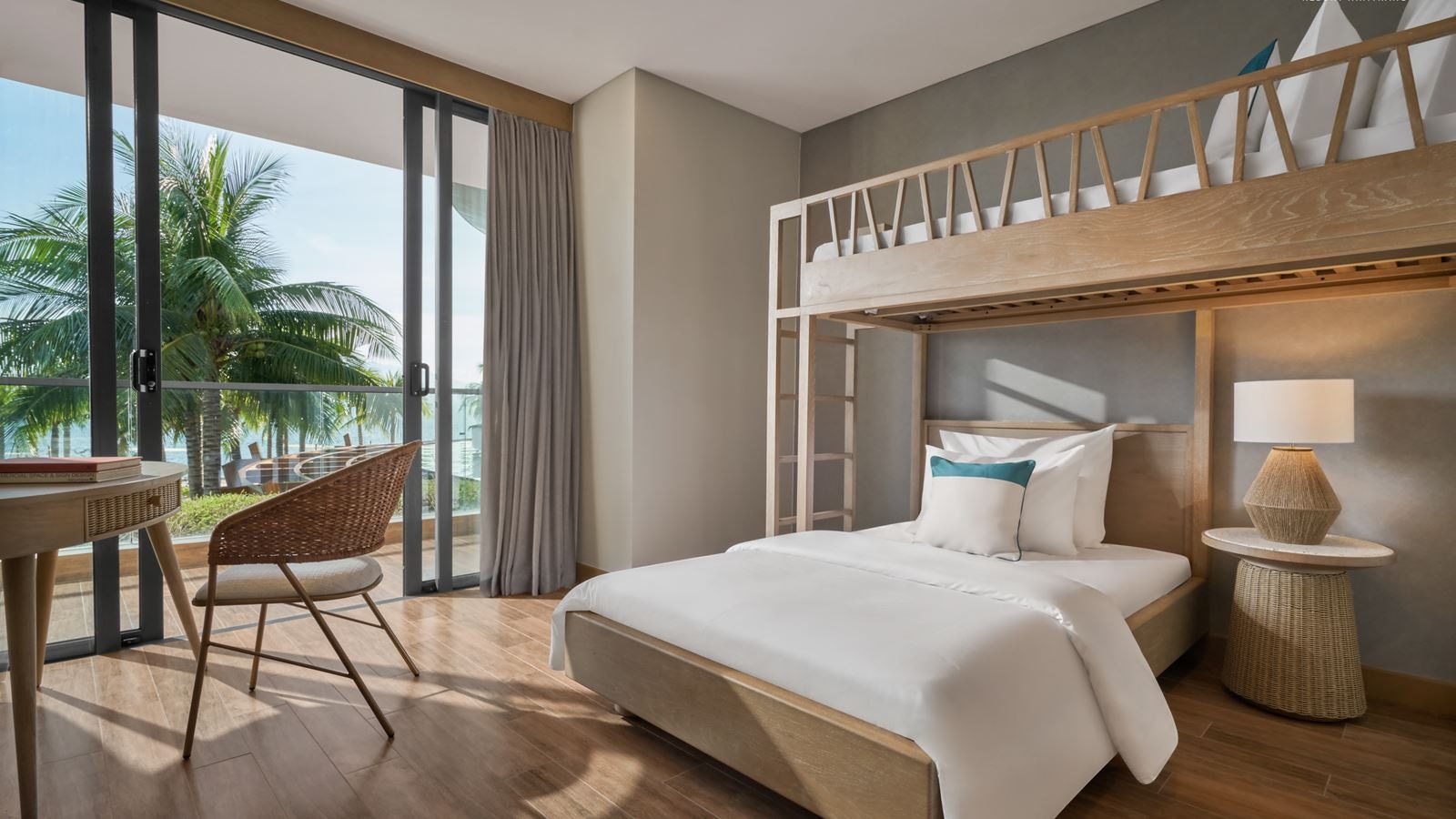rooms-plus-2-suite-ocean-view