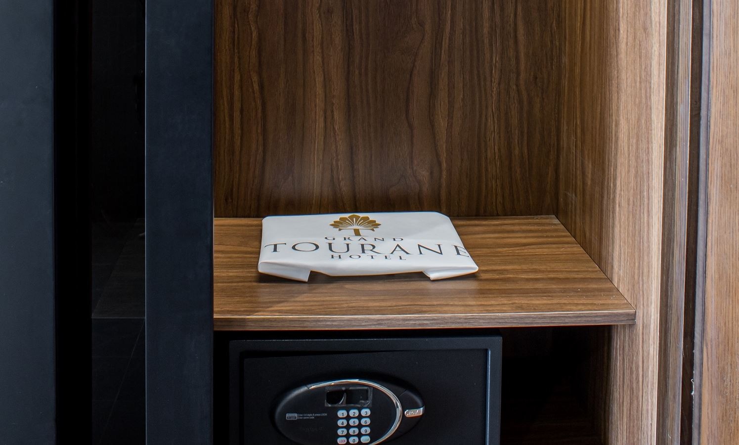 rooms-deluxe-twin-city-view-child-without-extra-bed