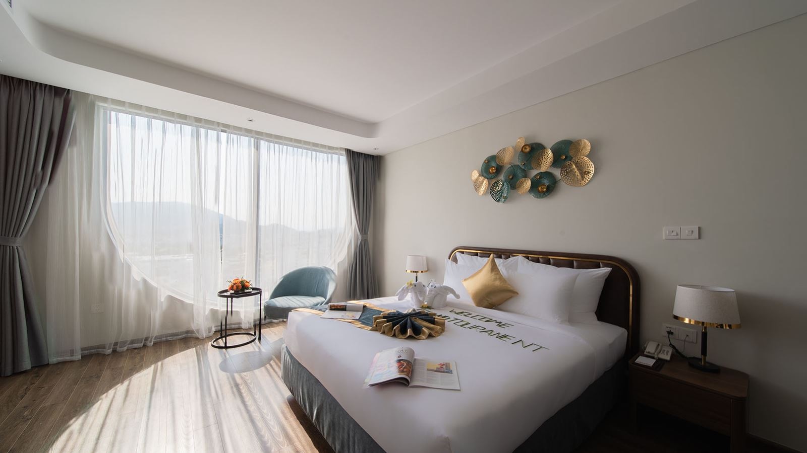 rooms-senior-deluxe-double-city-view-child-without-extra-bed