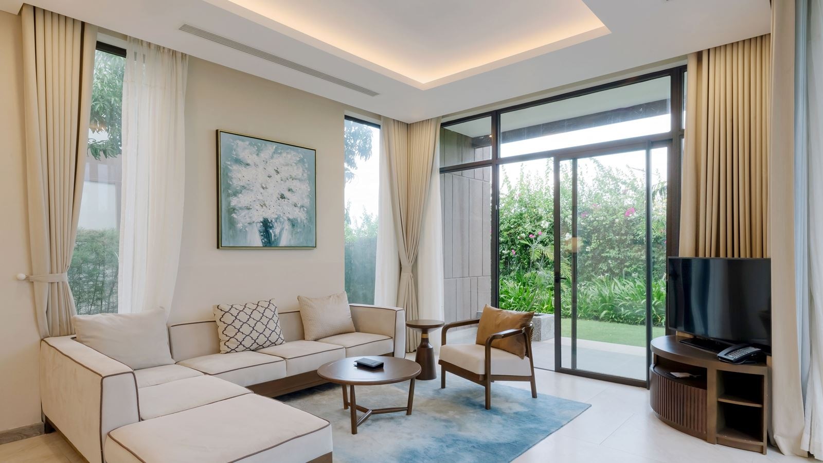 rooms-1bedroom-garden-view-with-pool-villa