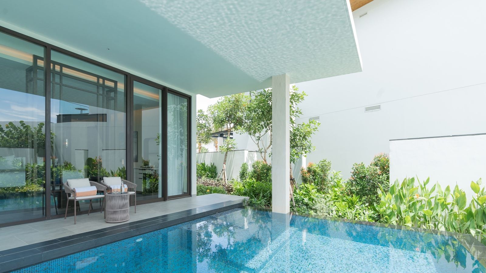 rooms-lagoon-villa-one-bedroom-with-pool