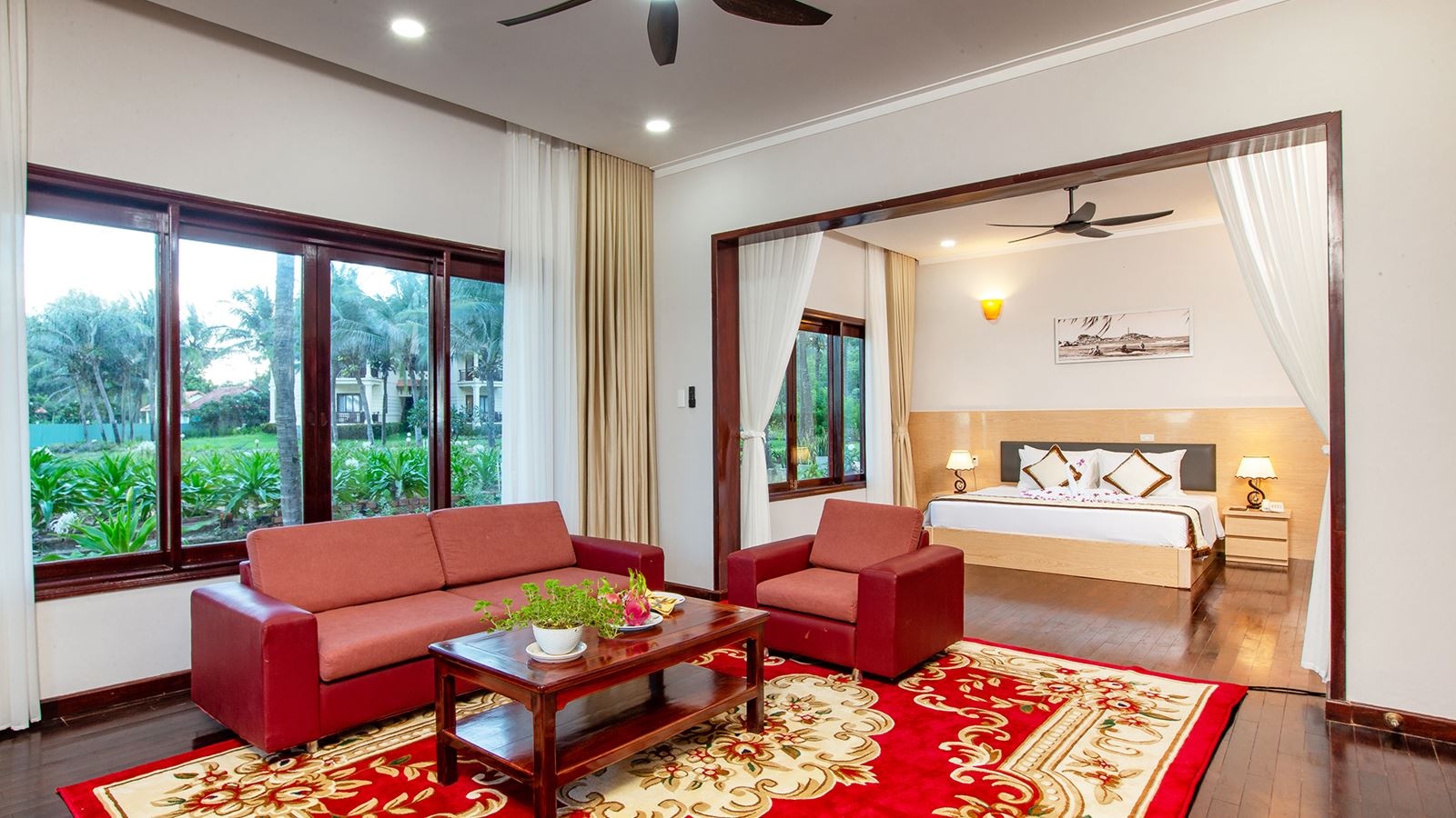 rooms-villa-family-beachfront