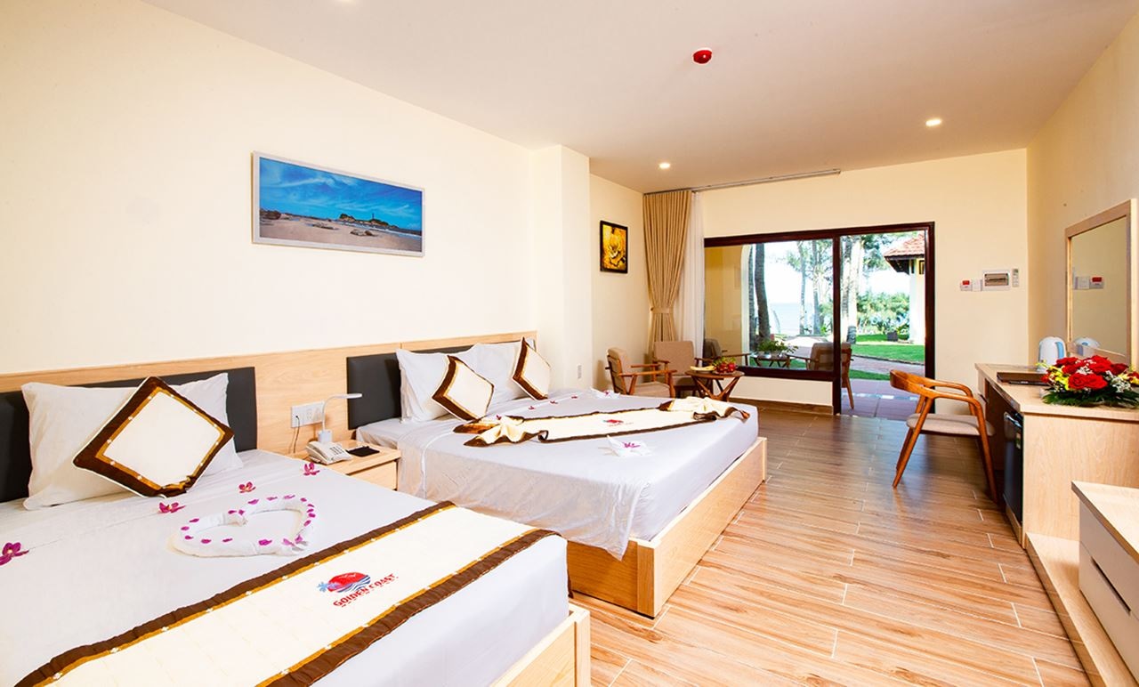 rooms-room-triple-seaview