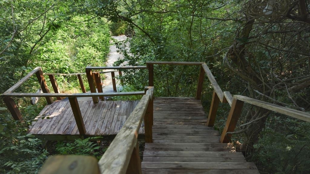 rooms-hill-rock-pool-villa