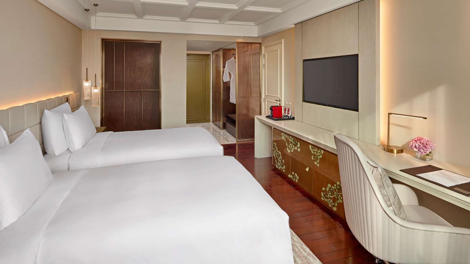 rooms-executive-room