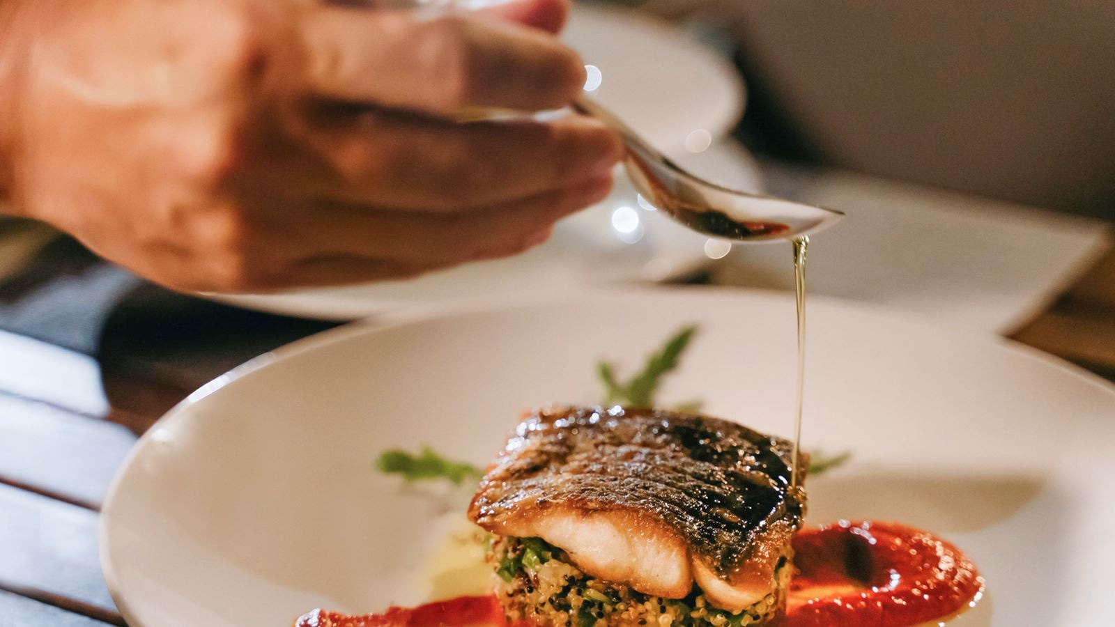 restaurants-breezes-restaurant