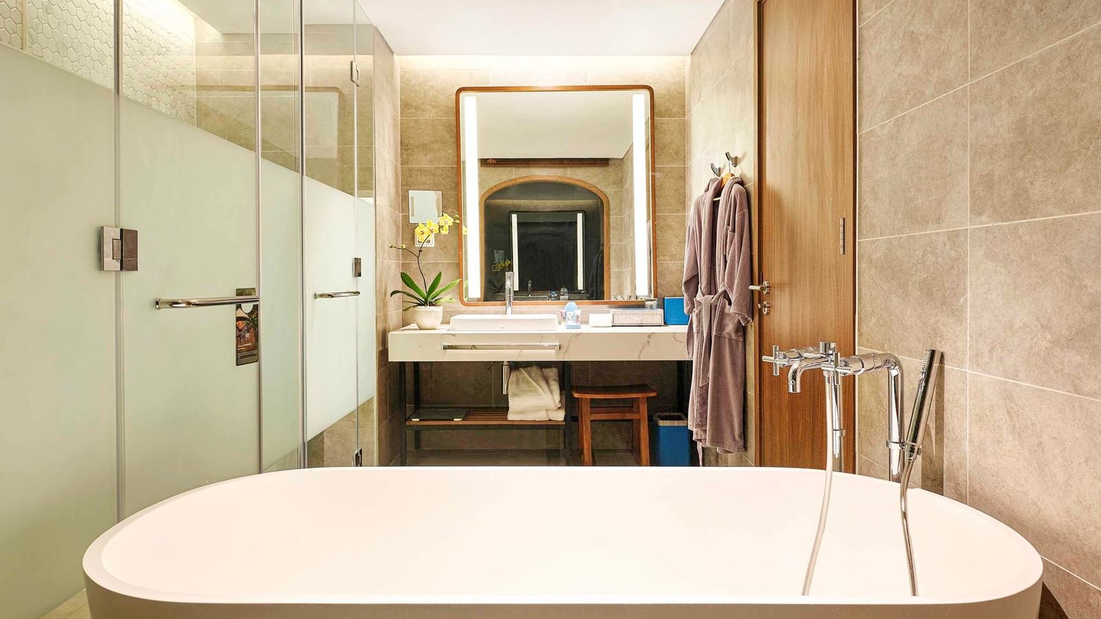 rooms-deluxe-beachside