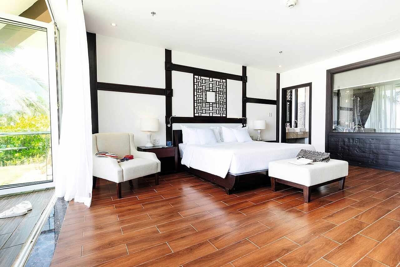 rooms-one-bedroom-ocean-front-pool-villa